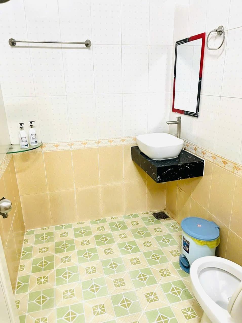 Hung Anh Hotel Hô Chi Minh-Ville Extérieur photo